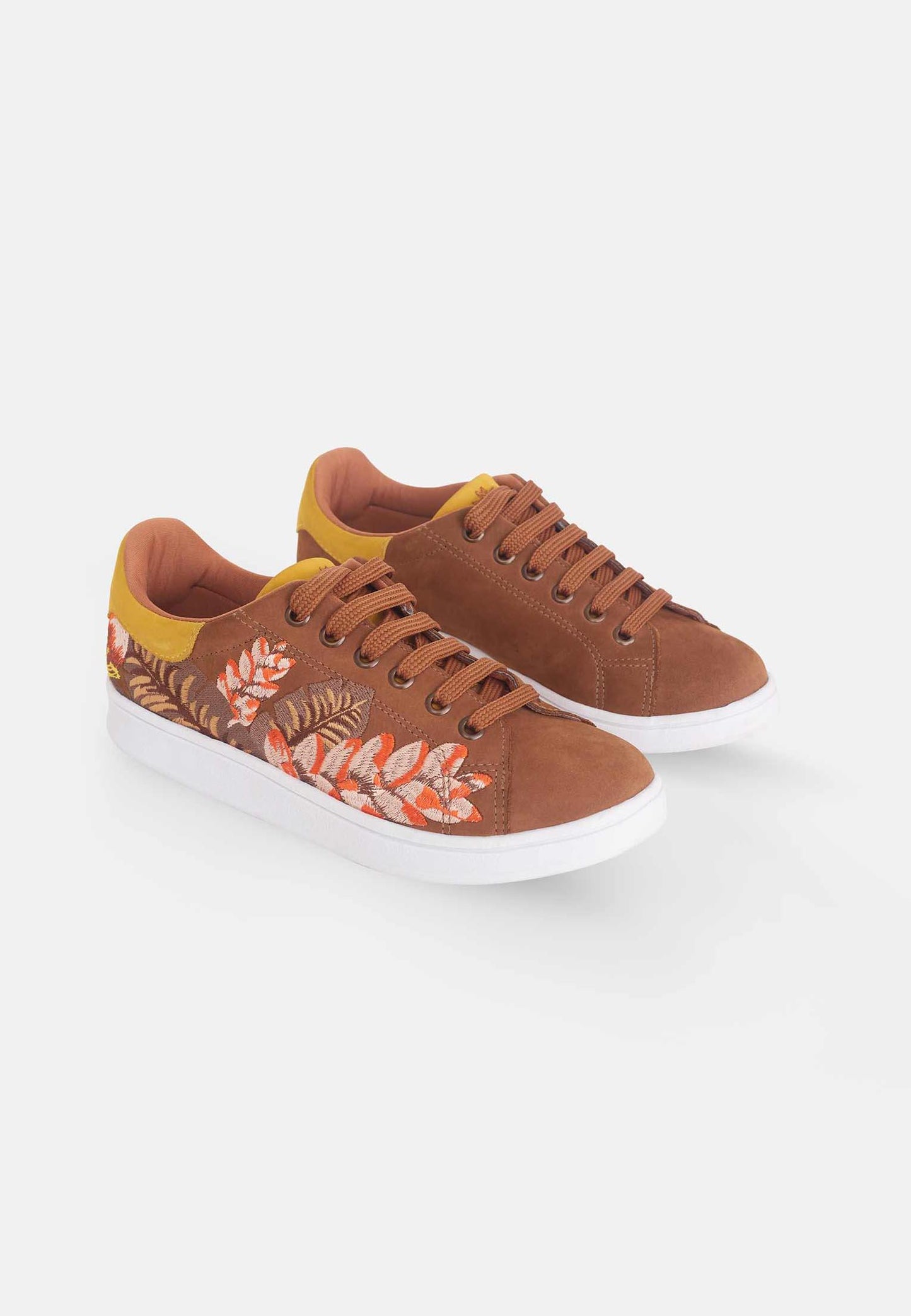 Mangará Women's Sneakers Embroidery Suede