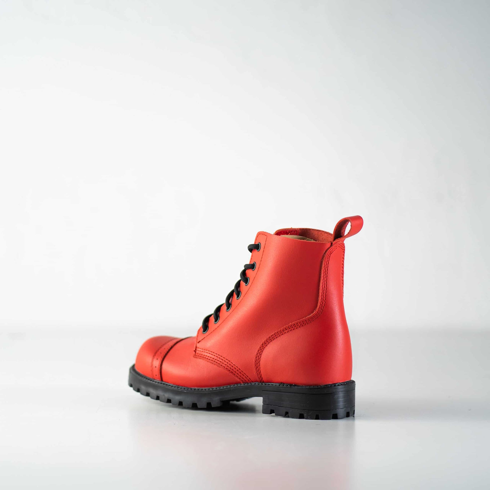 517 aka Aviator Boots - Red